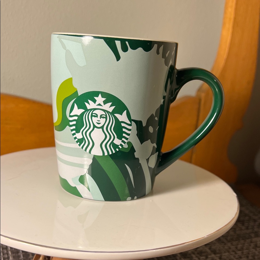 Starbucks Camo  10 oz  Mug
